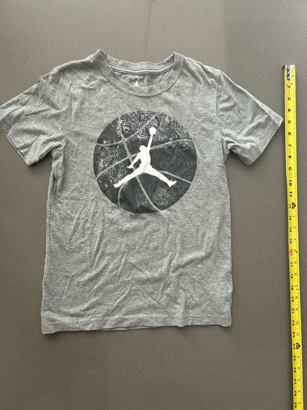Jordan T-Shirt Boys Basketball Size M 10-12..